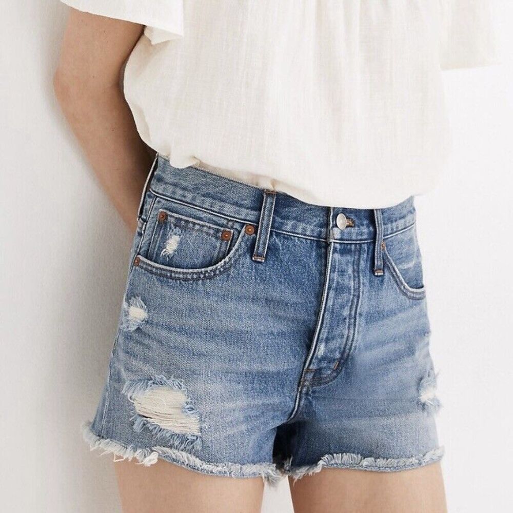 Madewell Relaxed High Waisted Denim Shorts Distressed 3 Inch Size 27